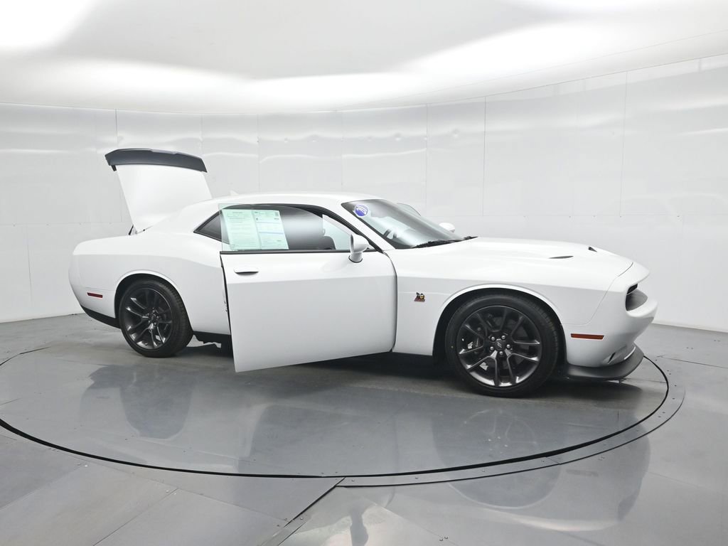 Used 2020 Dodge Challenger R/T Scat Pack image 31
