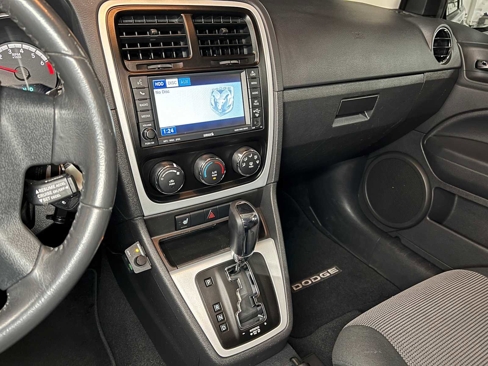 Used 2010 Dodge Caliber Heat w/ Premium Sound Group FWD image 28
