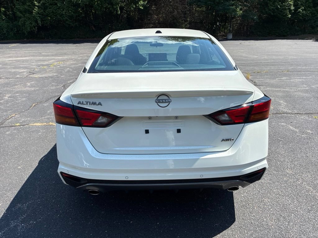 New 2026 Nissan Altima 2.5 SV w/ SV Special Edition Package AWD/4WD image 6