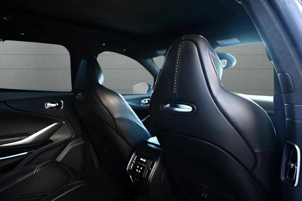 Used 2021 Aston Martin DBX image 29