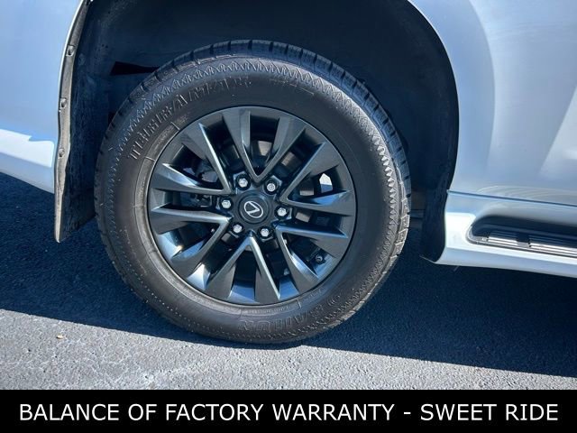 Used 2023 Lexus GX 460 Premium w/ Premium Package image 4