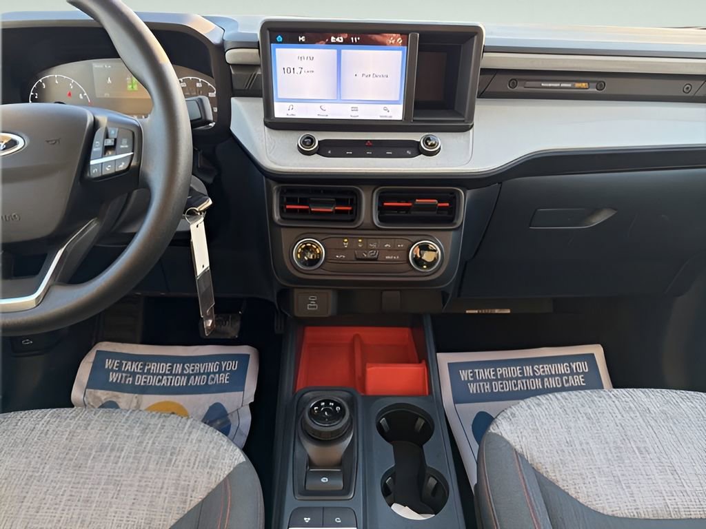 Used 2022 Ford Maverick XLT image 14