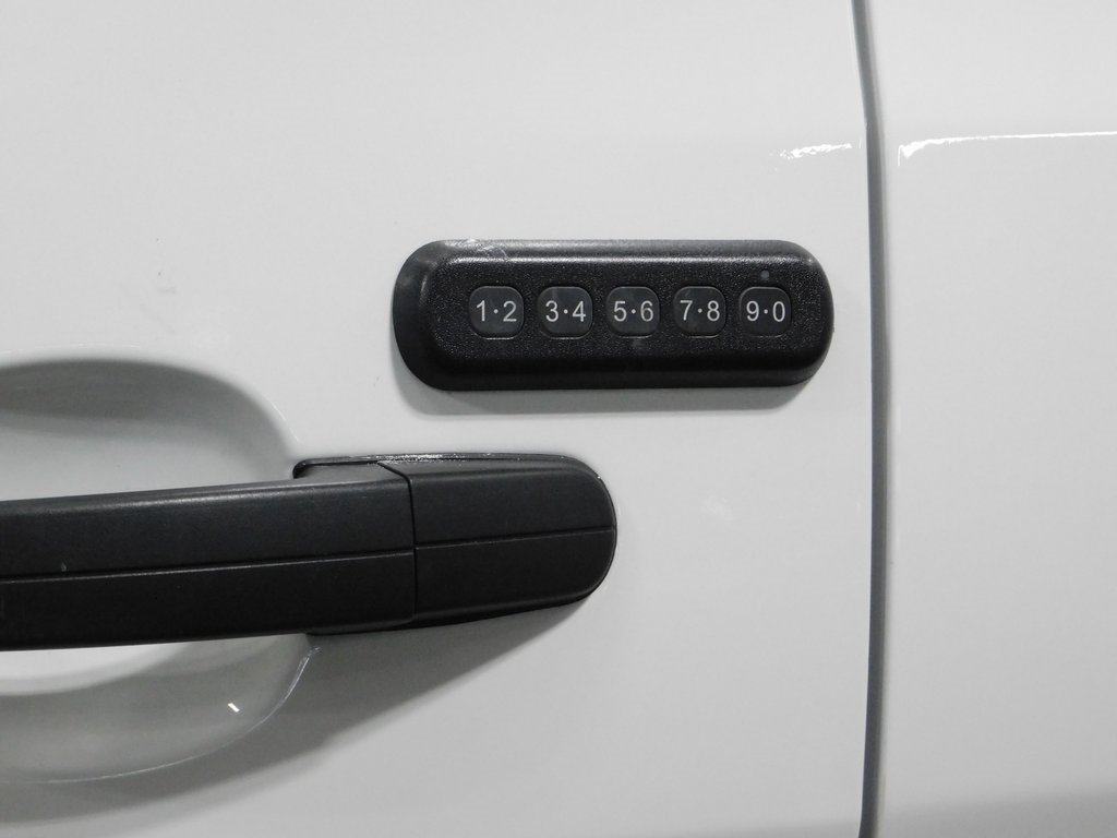 Used 2023 Ford Transit 350 XLT image 22