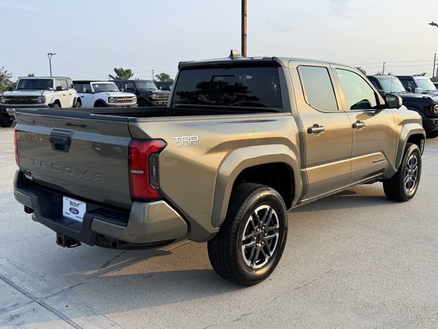 Used 2025 Toyota Tacoma TRD Sport w/ TRD Sport Premium Package AWD/4WD image 8