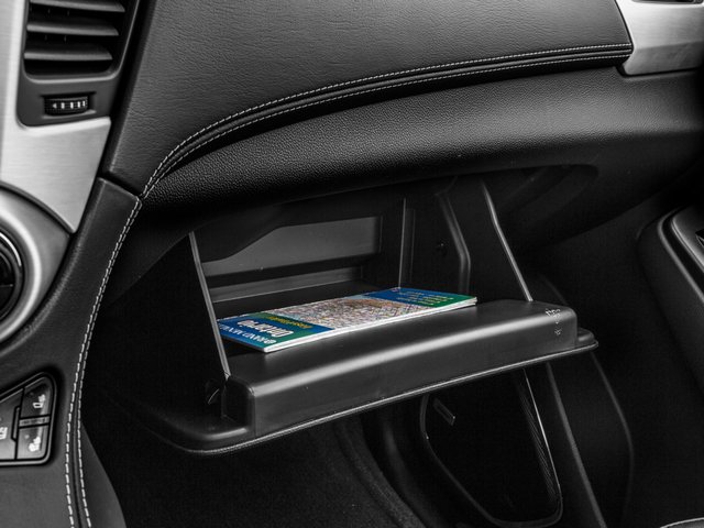 Used 2016 GMC Yukon SLT w/ Open Road Package AWD/4WD image 16