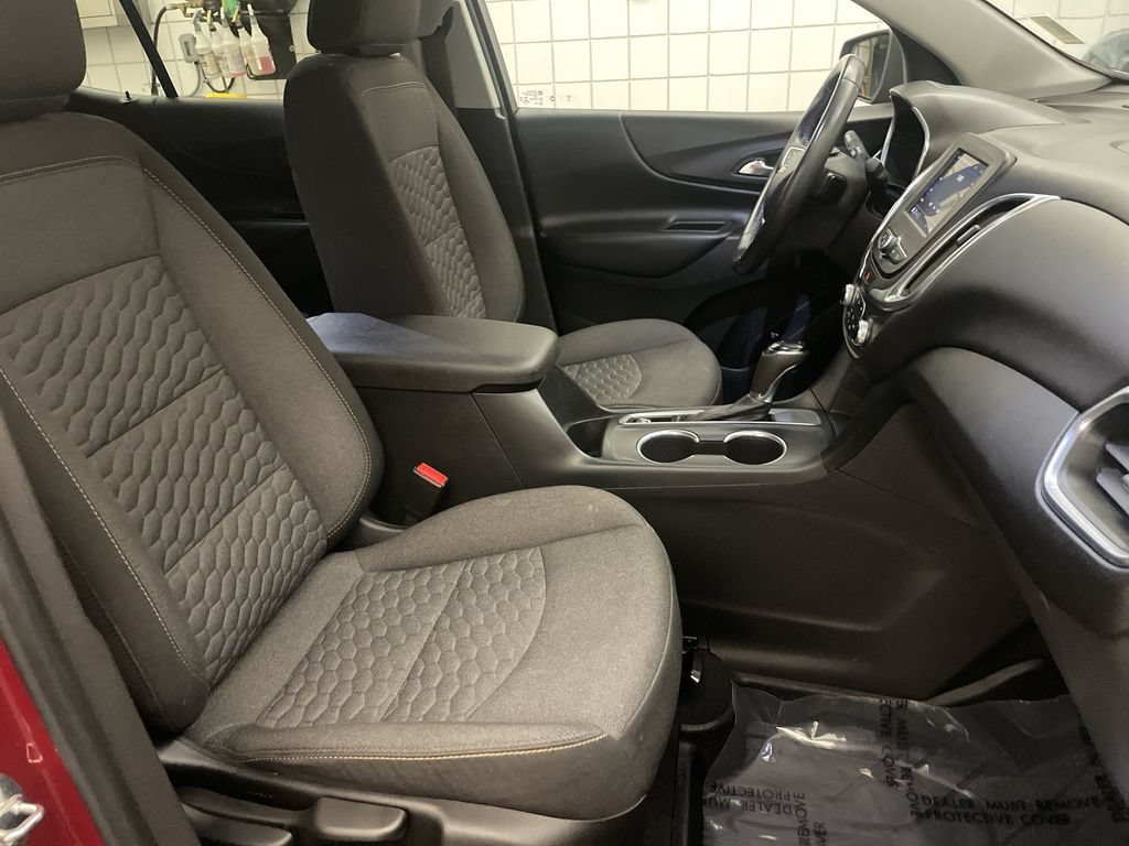 Used 2020 Chevrolet Equinox LT w/ Driver Convenience Package FWD image 20