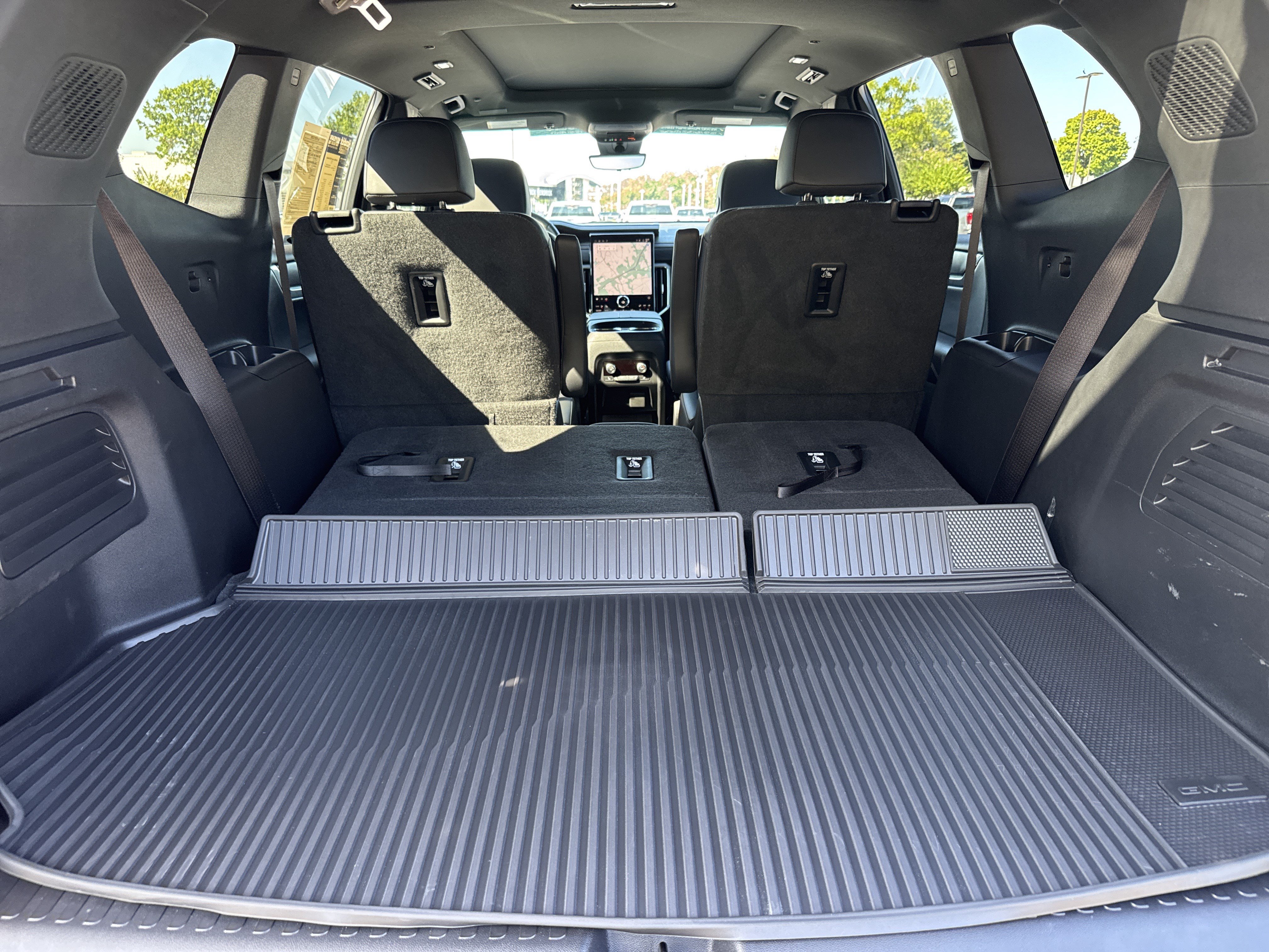 Used 2026 GMC Acadia Elevation w/ Black Edition FWD image 35