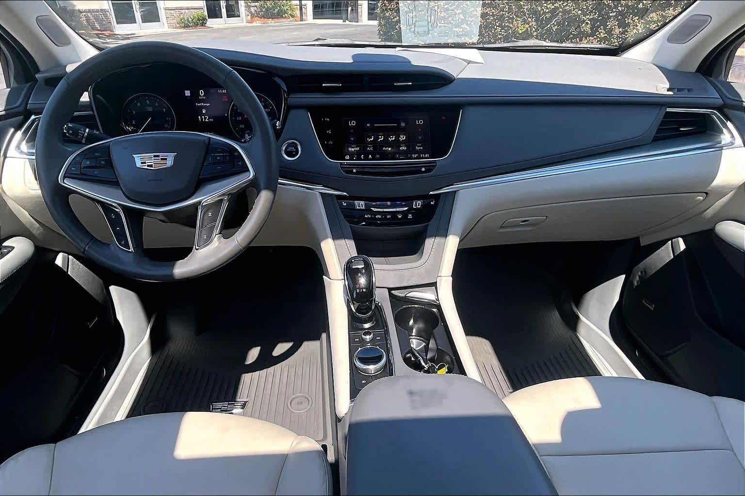 Used 2024 Cadillac XT5 Premium Luxury w/ Technology Package FWD image 16