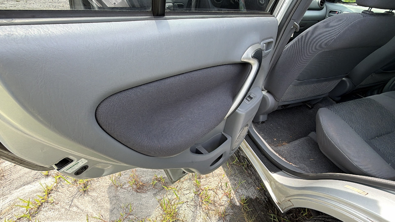 Used 2002 Toyota RAV4 2WD image 12