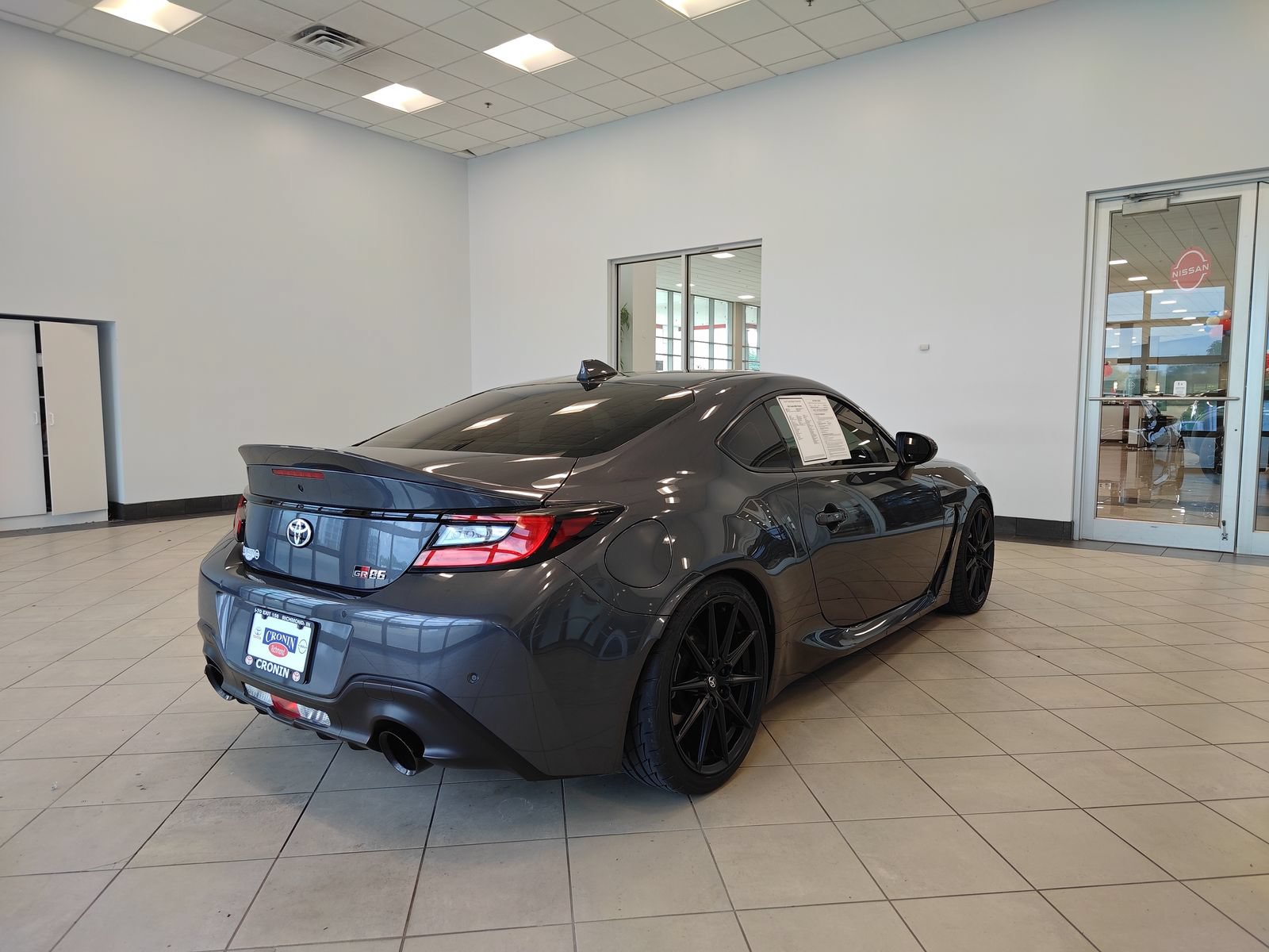 Used 2022 Toyota GR86 Premium w/ ALL Weather Mat Package (TMS) RWD image 3