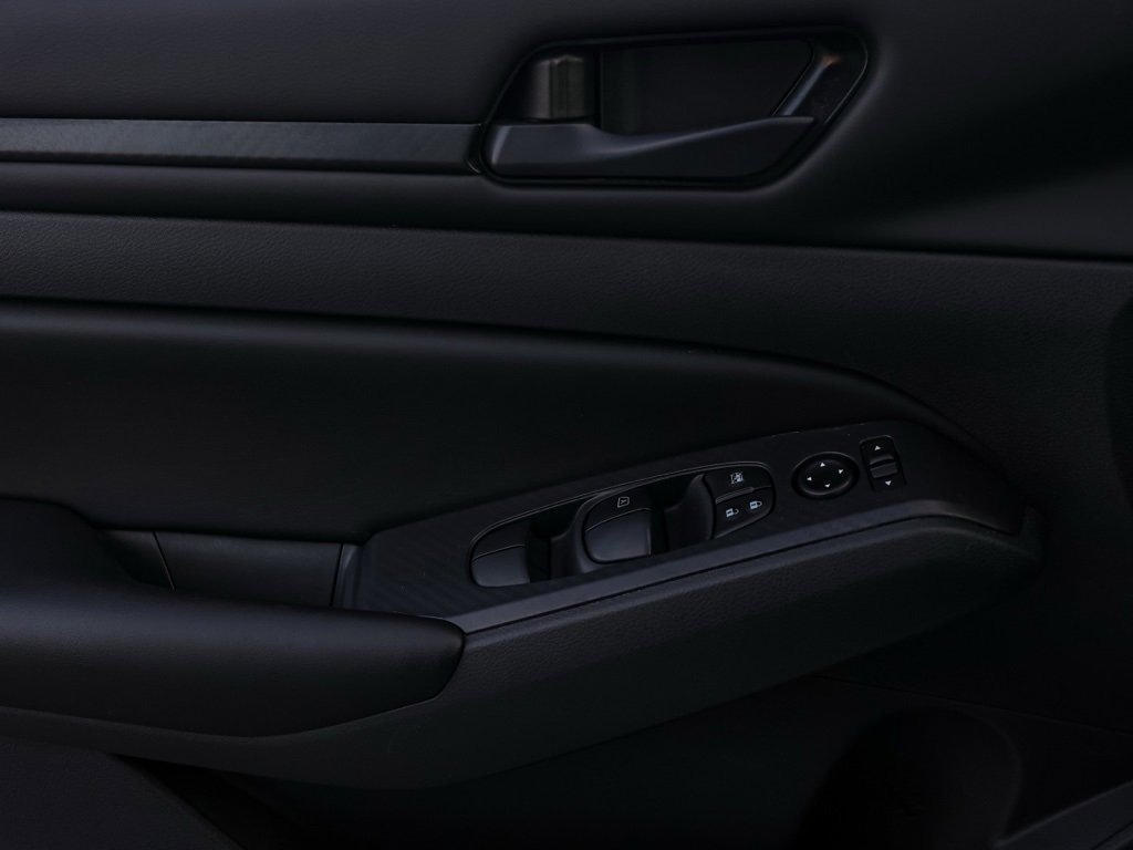 Used 2025 Nissan Altima 2.5 S image 23