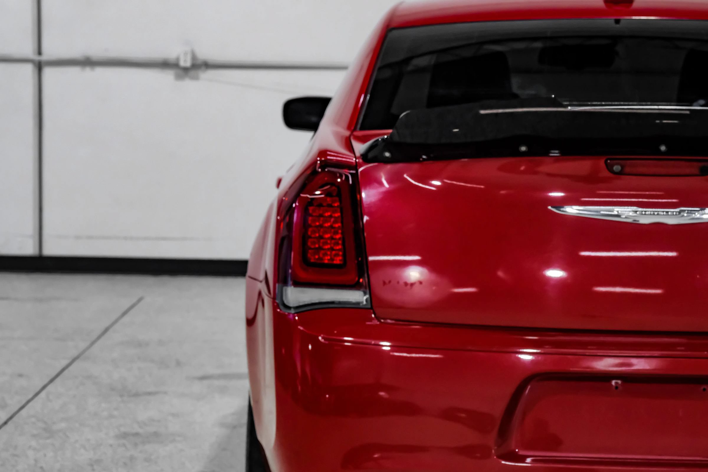 Used 2015 Chrysler 300 S RWD image 61