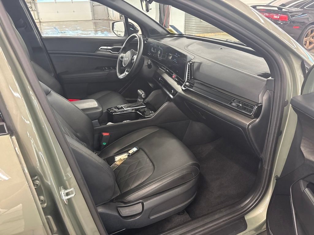 Certified 2025 Kia Sportage X-Line w/ Premium Package AWD/4WD image 14