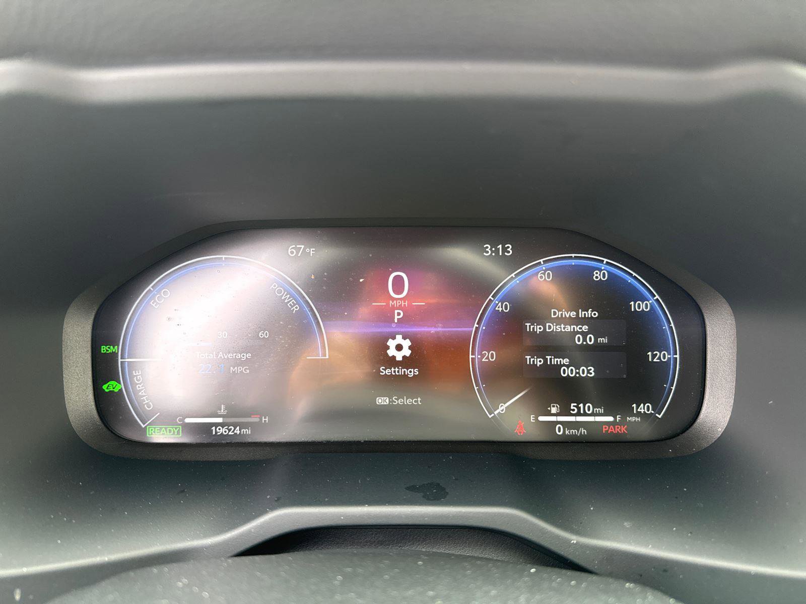 Used 2025 Toyota RAV4 Limited AWD/4WD image 15
