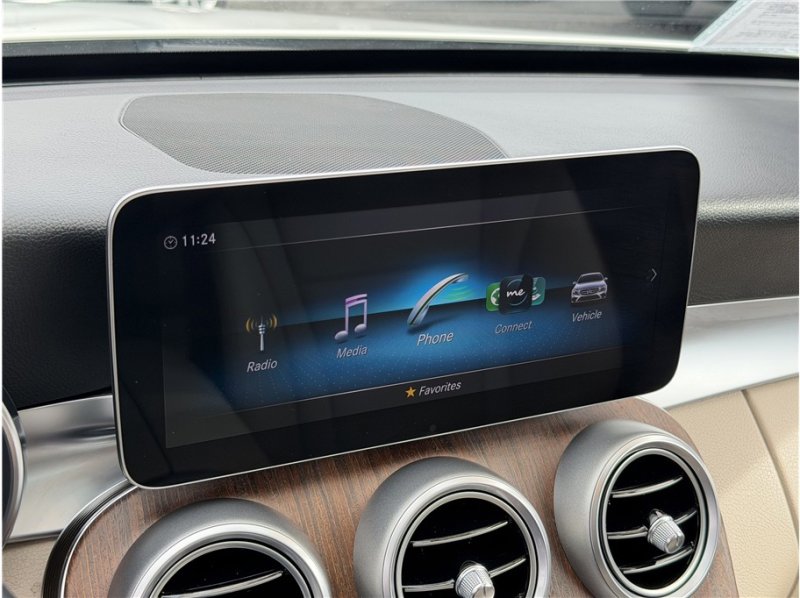 Used 2020 Mercedes-Benz C 300 Sedan image 43