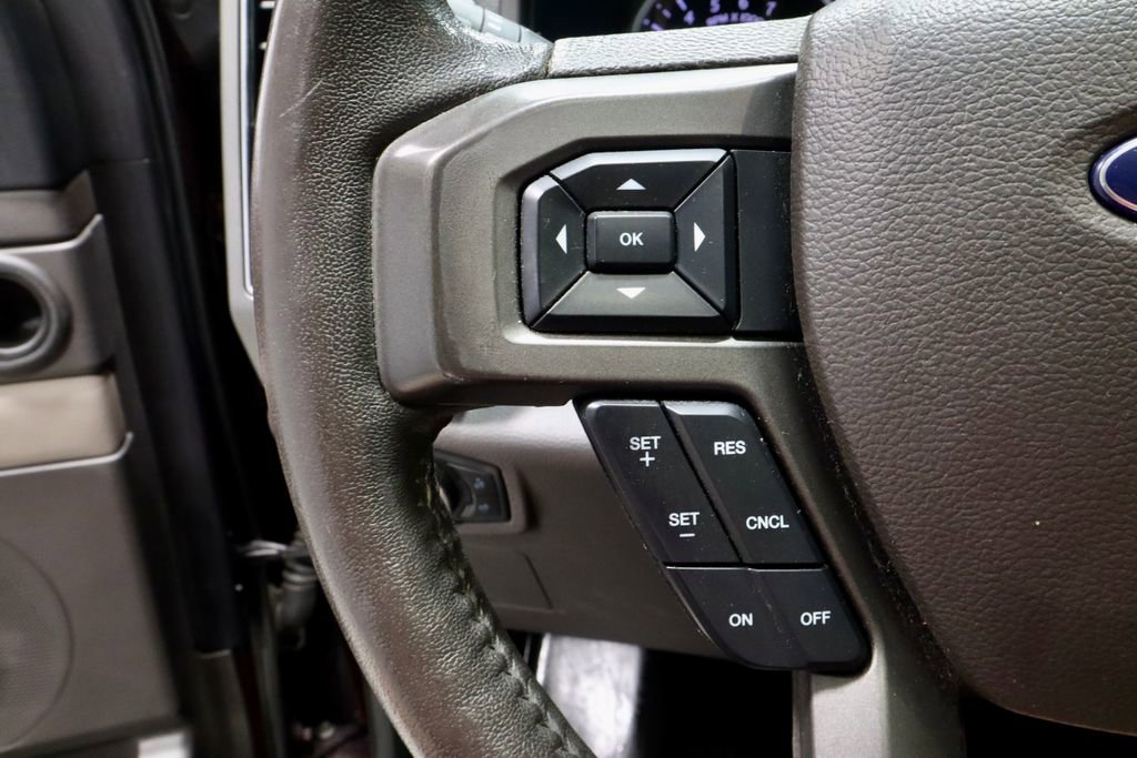 Used 2020 Ford Expedition Max XLT w/ Equipment Group 202A AWD/4WD image 29