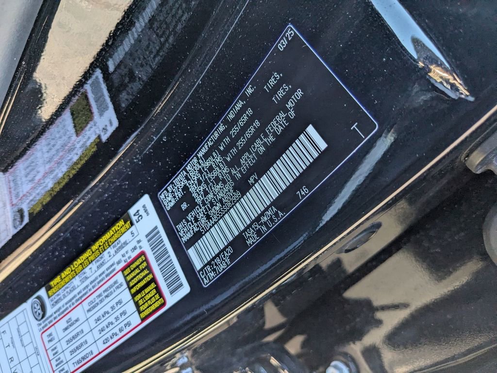 Used 2025 Toyota Grand Highlander XLE image 40