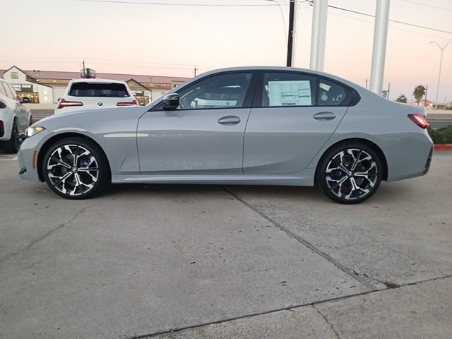 New 2026 BMW 330i Sedan w/ M Sport Package RWD image 6