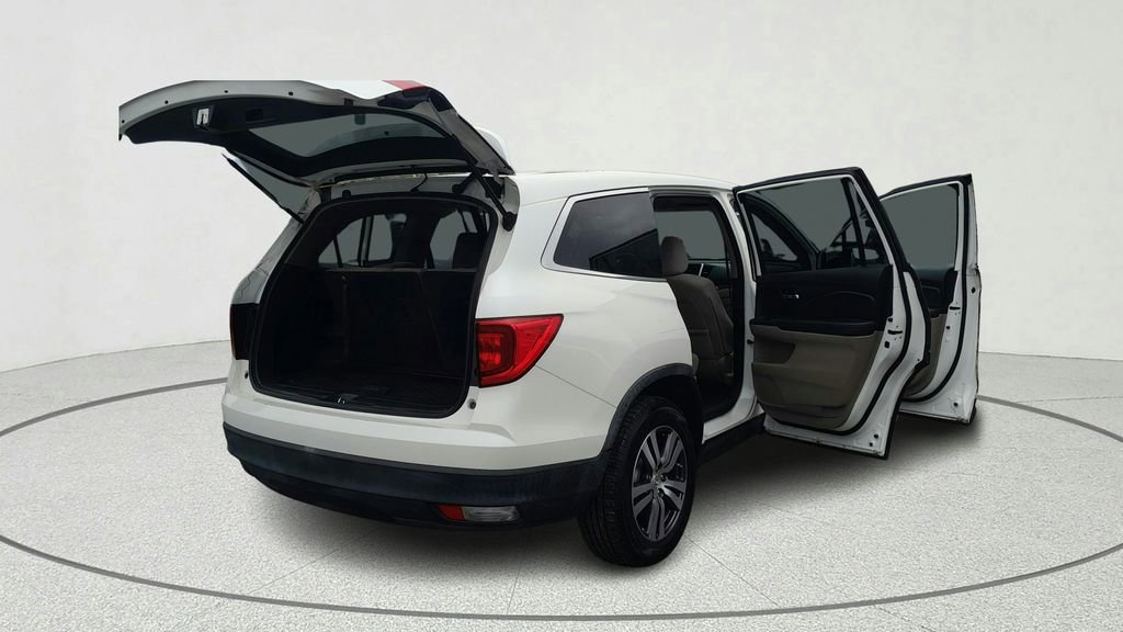 Used 2018 Honda Pilot EX image 13