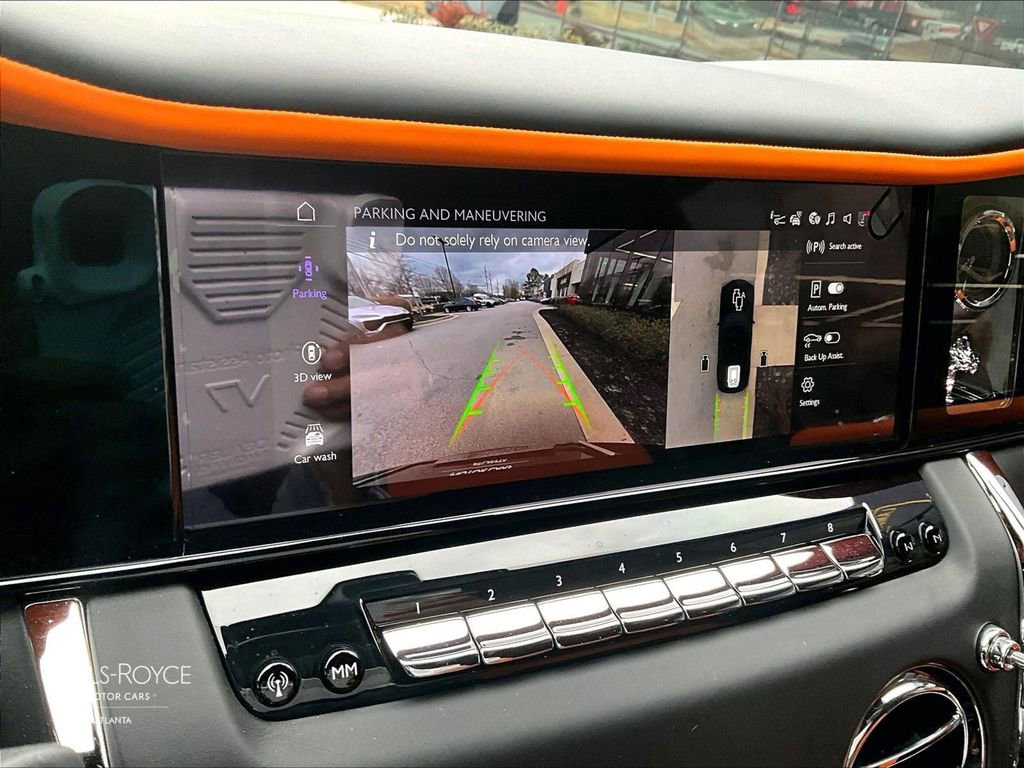 Certified 2025 Rolls-Royce Cullinan image 18