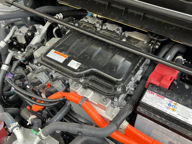 Used 2024 Lexus RZ 450e Premium AWD/4WD image 63