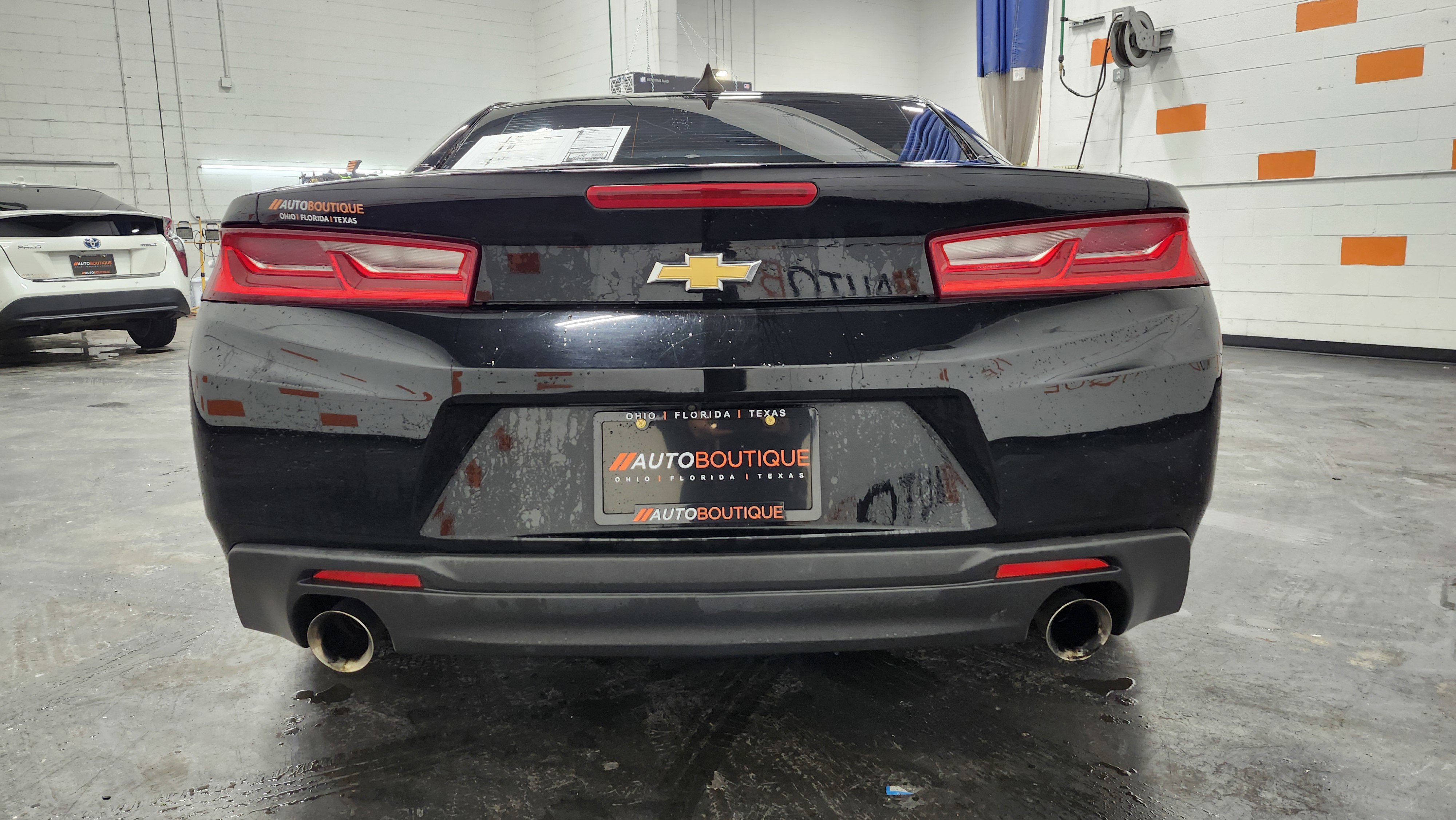 Used 2017 Chevrolet Camaro LT image 15