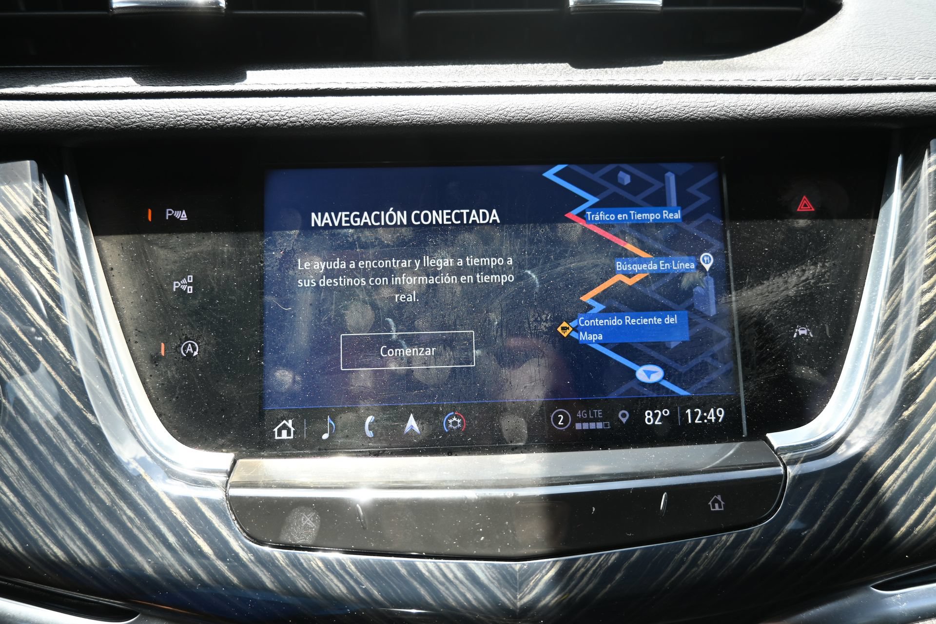 Used 2024 Cadillac XT6 Premium Luxury w/ Technology Package AWD/4WD image 14