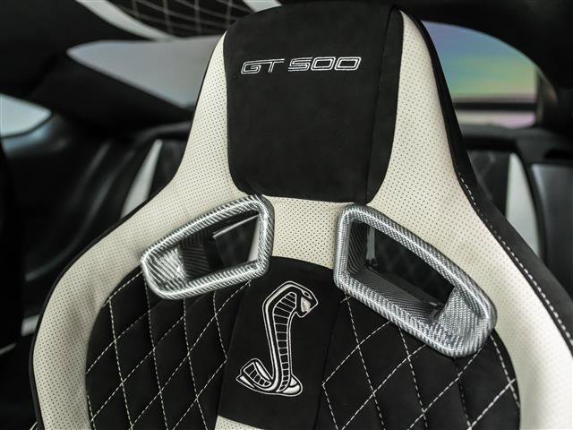 Used 2022 Ford Mustang Shelby GT500 w/ Carbon Fiber Track Pack image 14