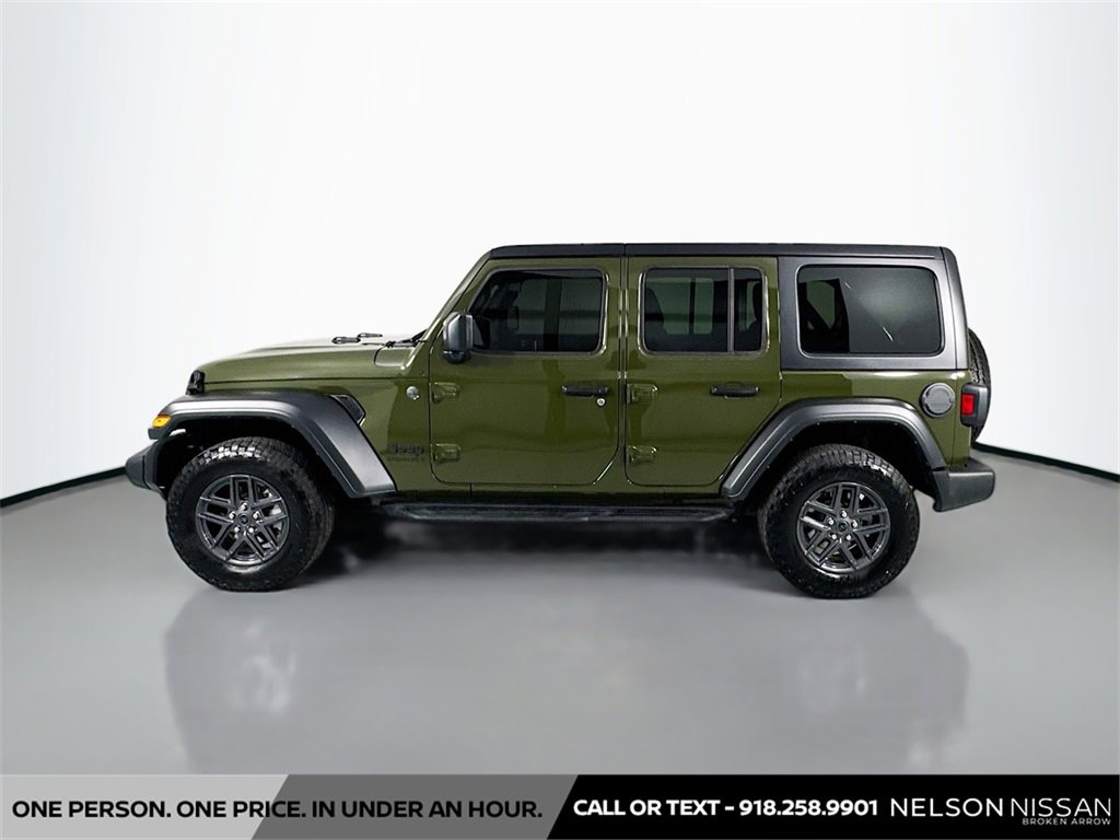 Used 2024 Jeep Wrangler Sport S image 8