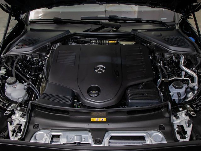 Used 2026 Mercedes-Benz E 450 4MATIC Sedan image 5