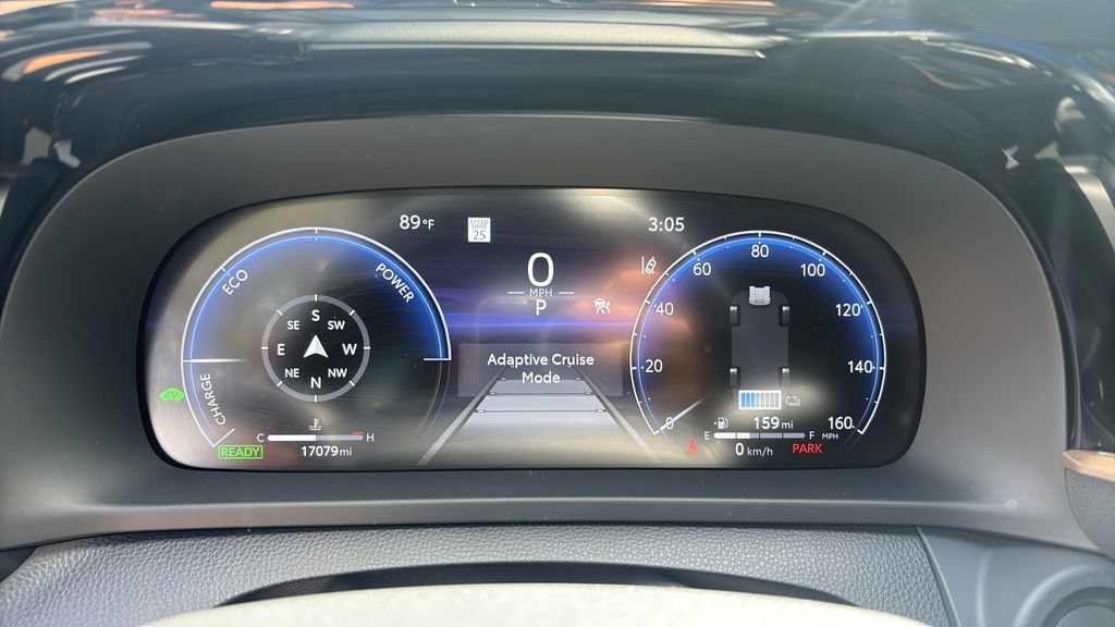 Used 2024 Toyota Crown AWD/4WD image 23
