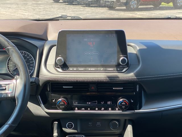 Used 2021 Nissan Rogue SV AWD/4WD image 23
