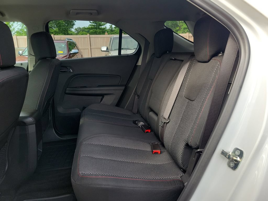 Used 2017 Chevrolet Equinox LT w/ Convenience Package FWD image 14
