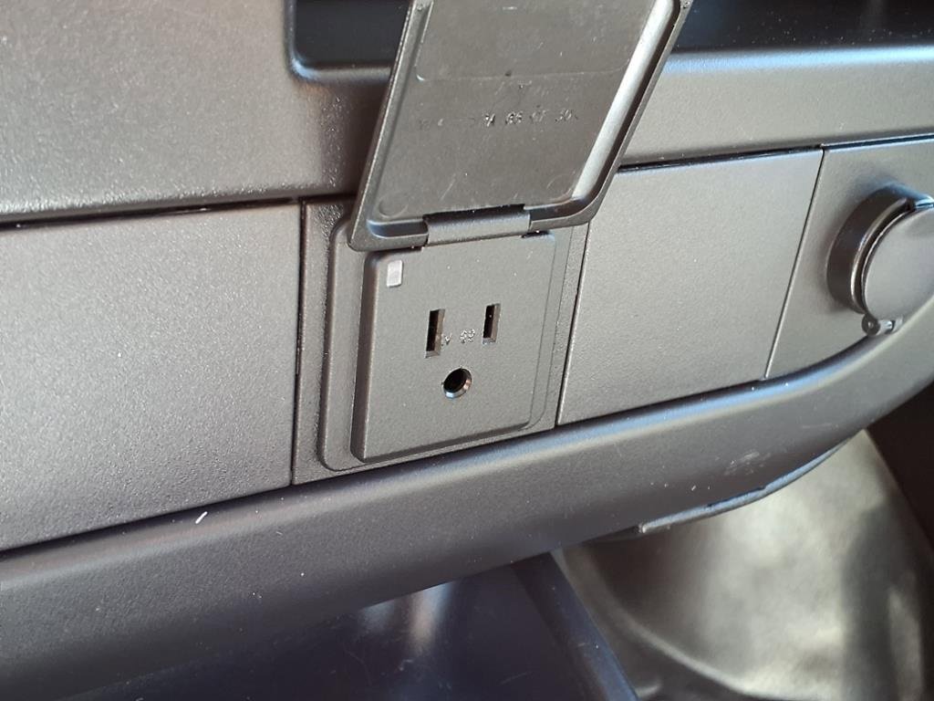 Used 2020 Chevrolet Express 3500 w/ Driver Convenience Package image 17