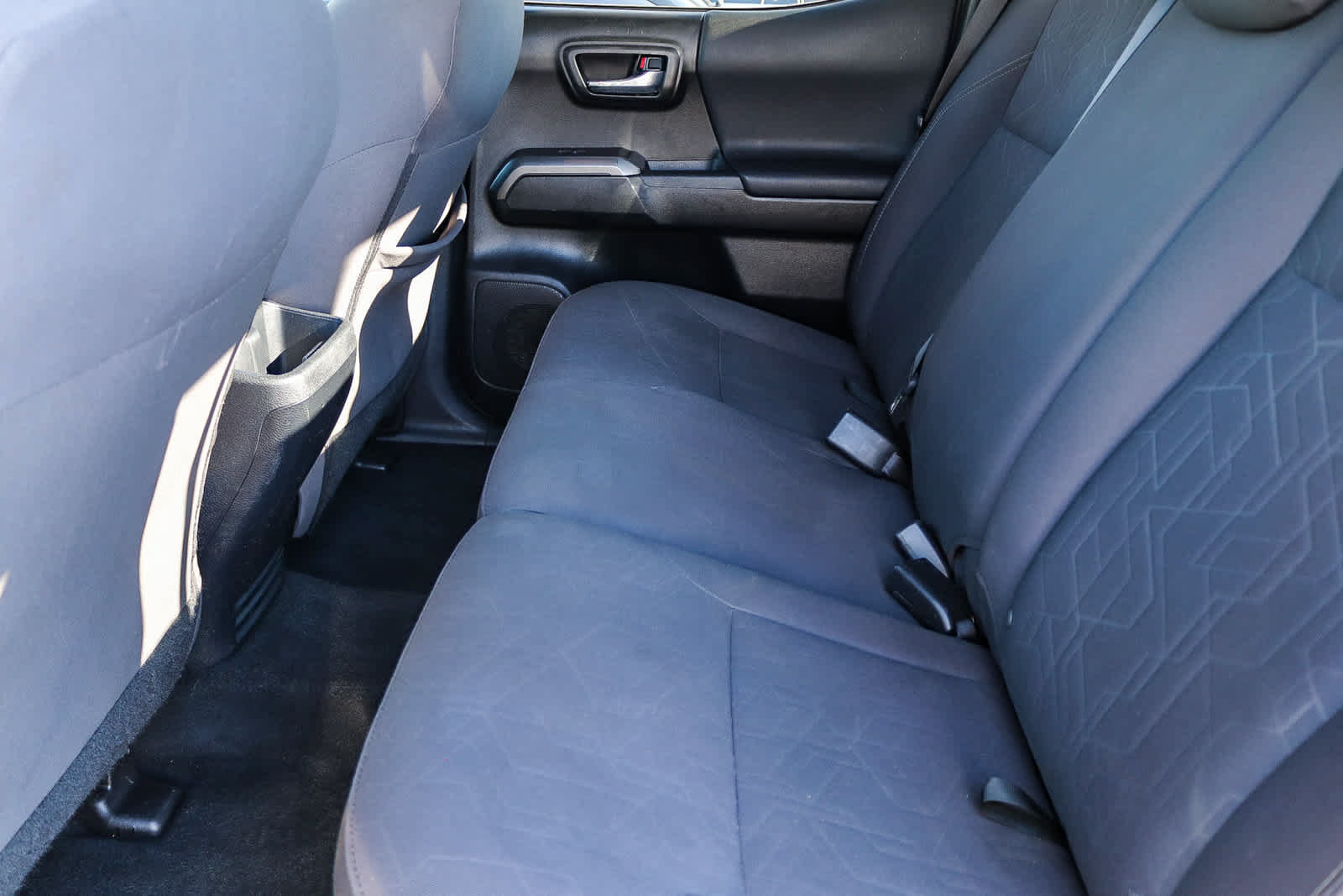 Used 2019 Toyota Tacoma TRD Off-Road w/ Technology Package AWD/4WD image 19