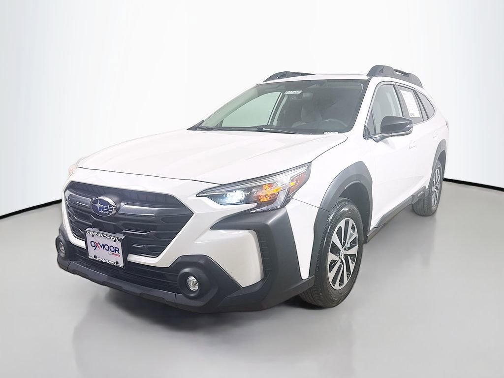 Used 2024 Subaru Outback Premium AWD/4WD image 3