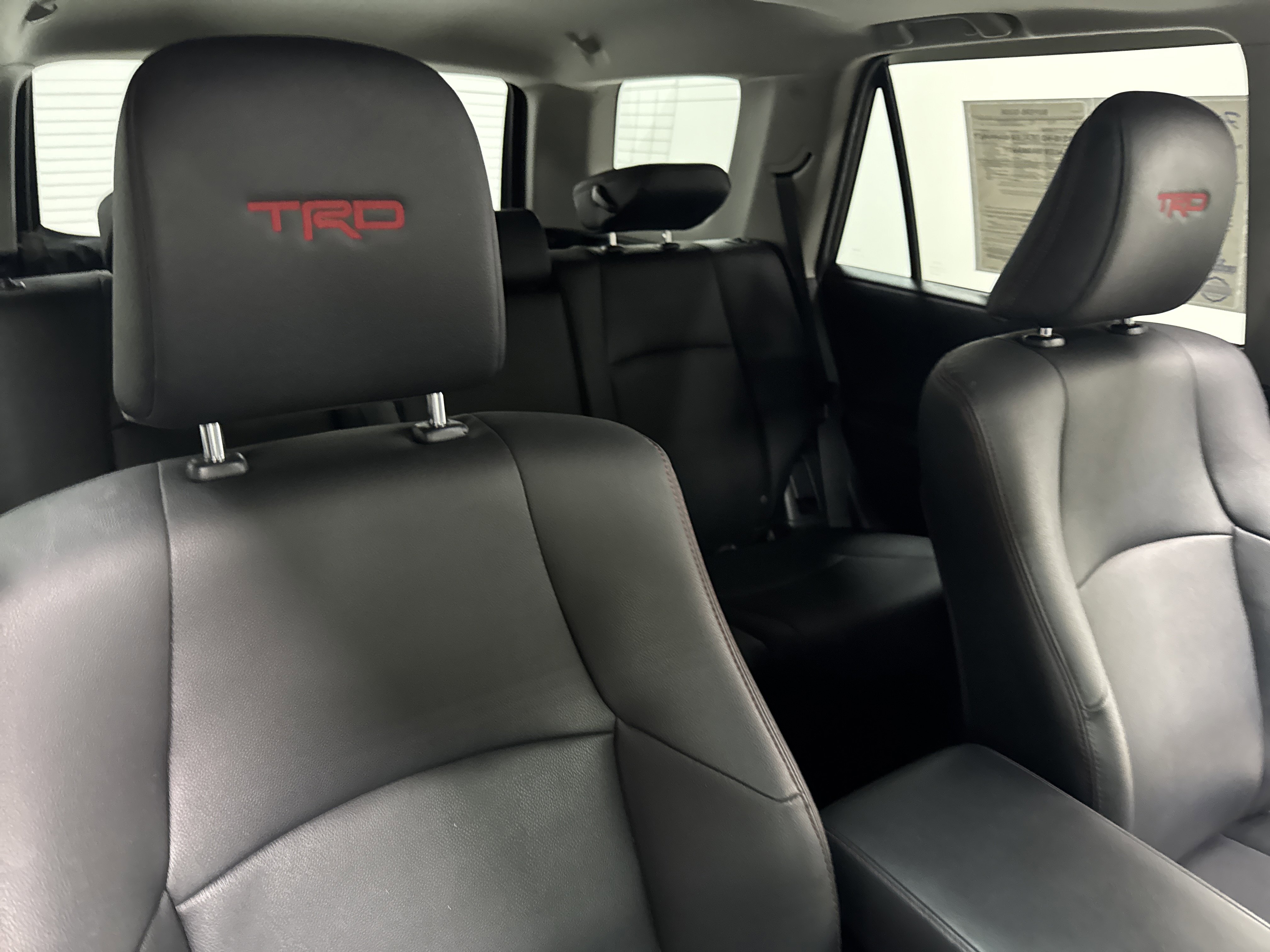 Used 2022 Toyota 4Runner TRD Off-Road Premium AWD/4WD image 28