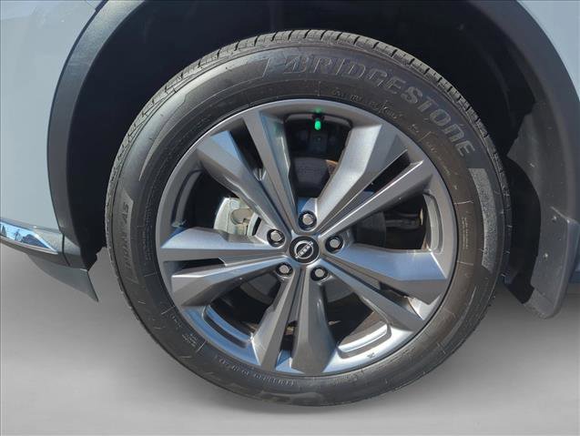 Certified 2023 Nissan Murano Platinum w/ Cargo Package image 27