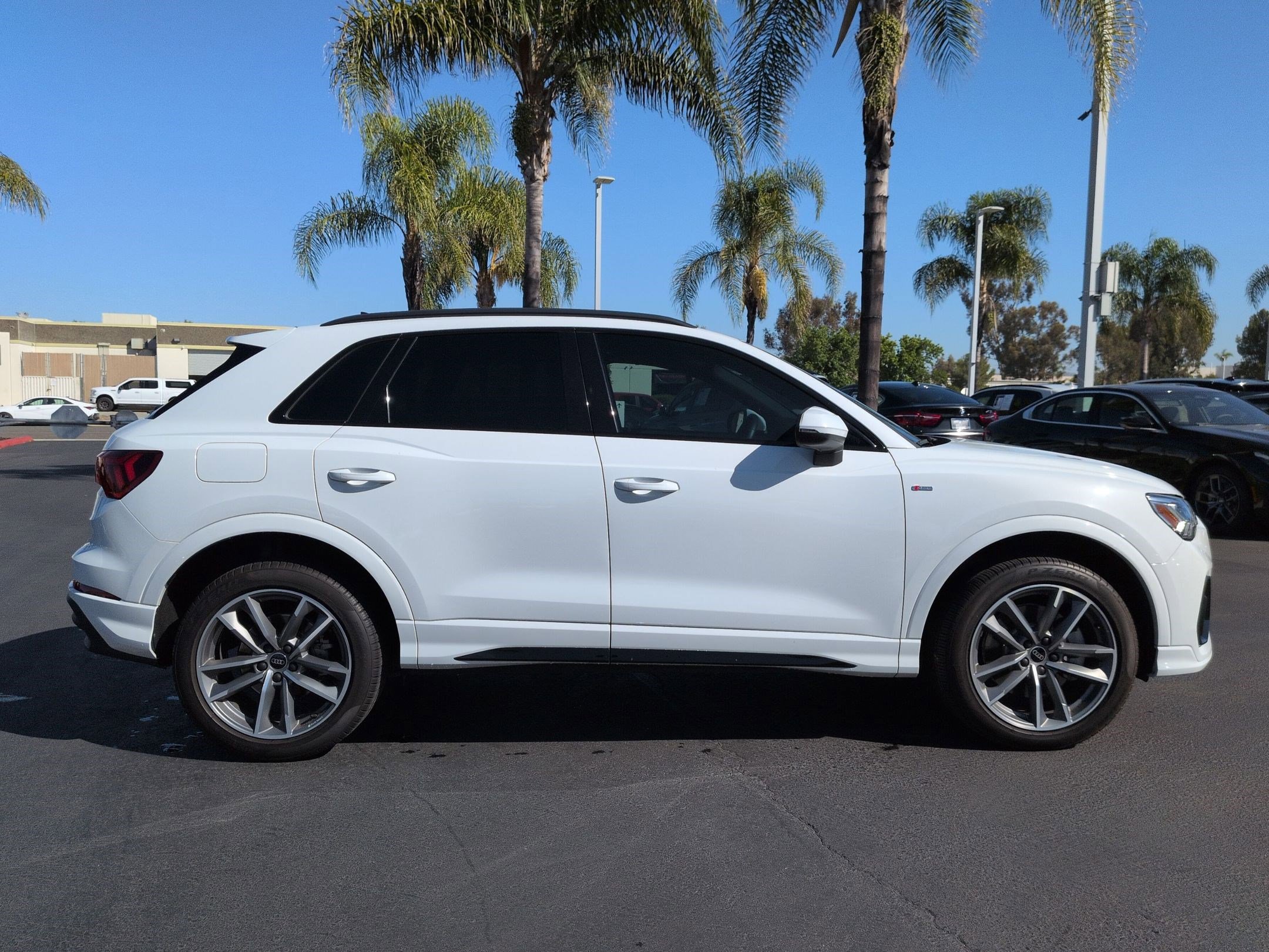 Used 2025 Audi Q3 2.0T Premium AWD/4WD image 11