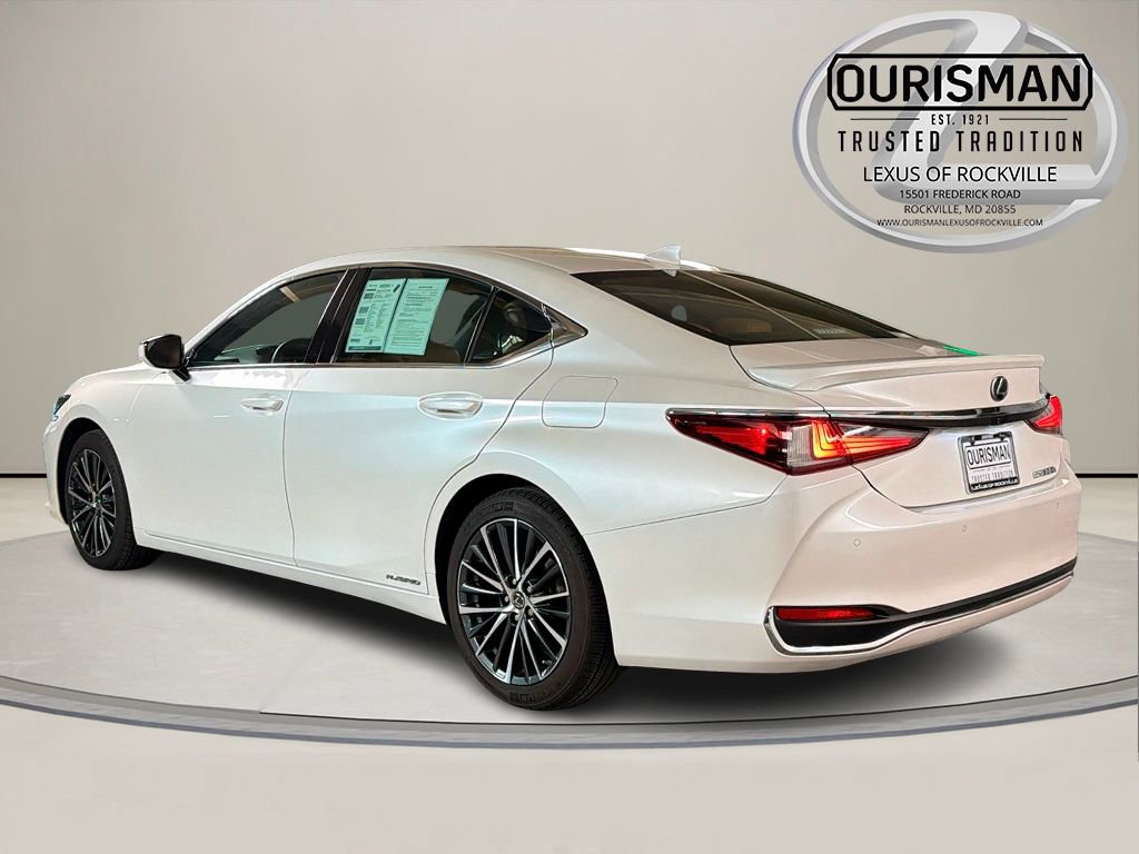 Certified 2022 Lexus ES 300h 300h w/ Premium Package image 6