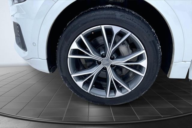 Used 2019 Audi Q8 Prestige image 14