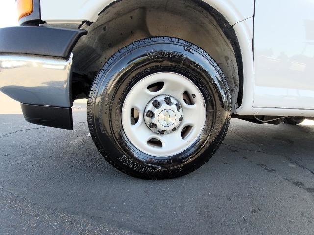 Used 2022 Chevrolet Express 3500 2D Chassis w/ Power Convenience Package image 27