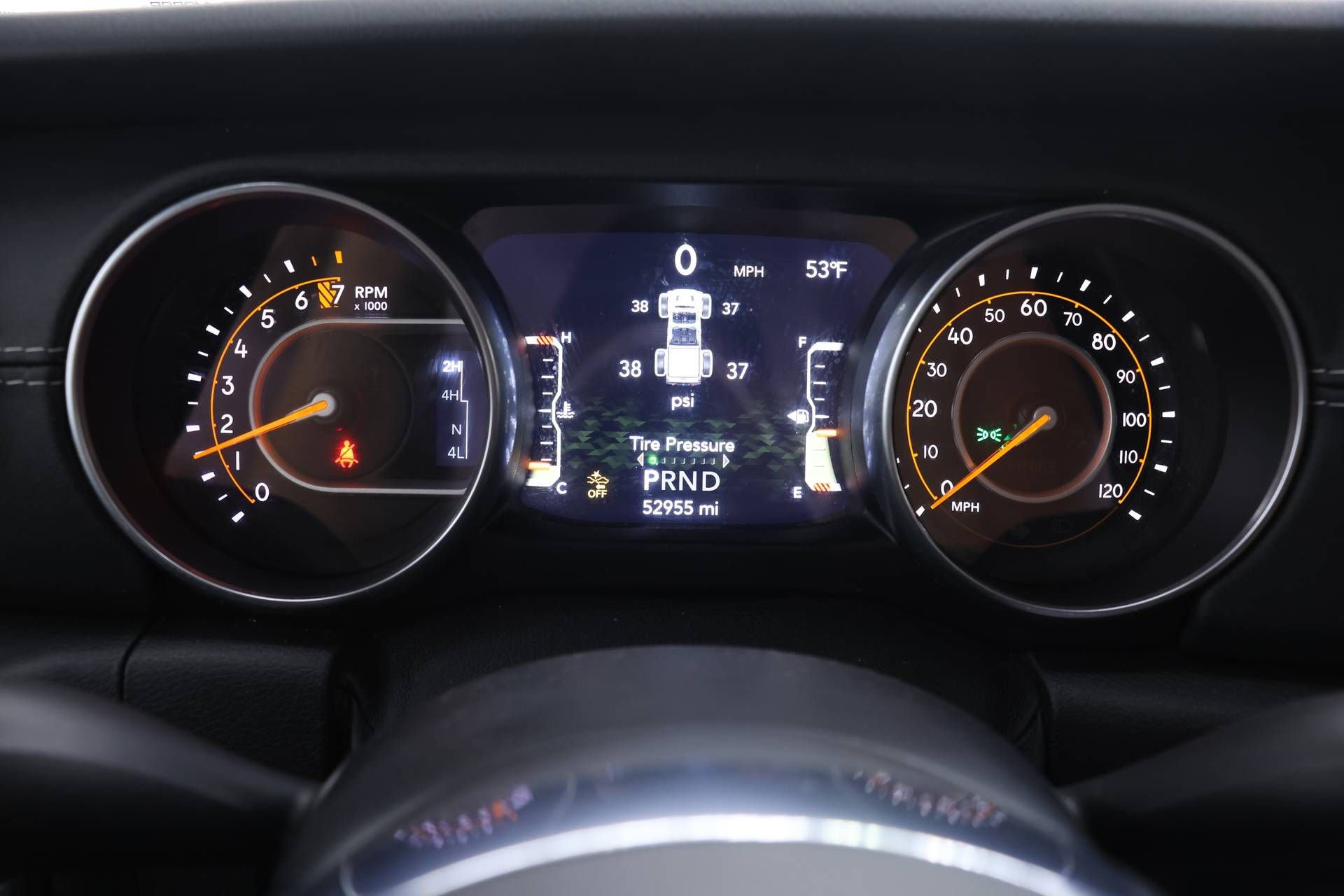 Used 2020 Jeep Gladiator Overland AWD/4WD image 6