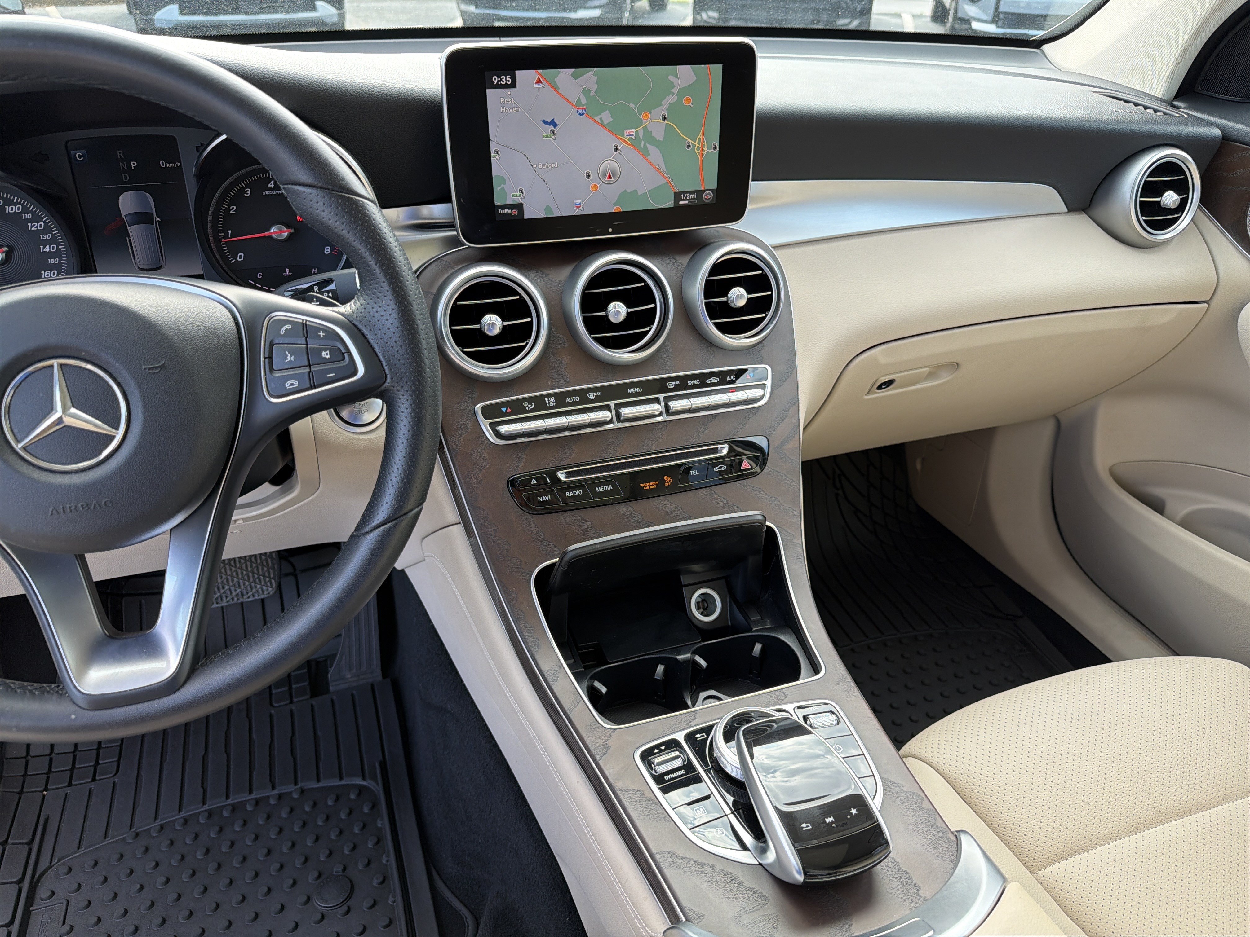 Used 2019 Mercedes-Benz GLC 300 image 27