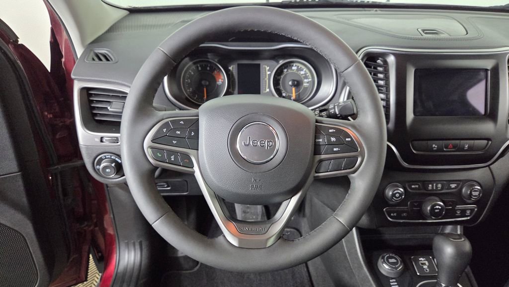 Used 2021 Jeep Cherokee Latitude Lux image 16