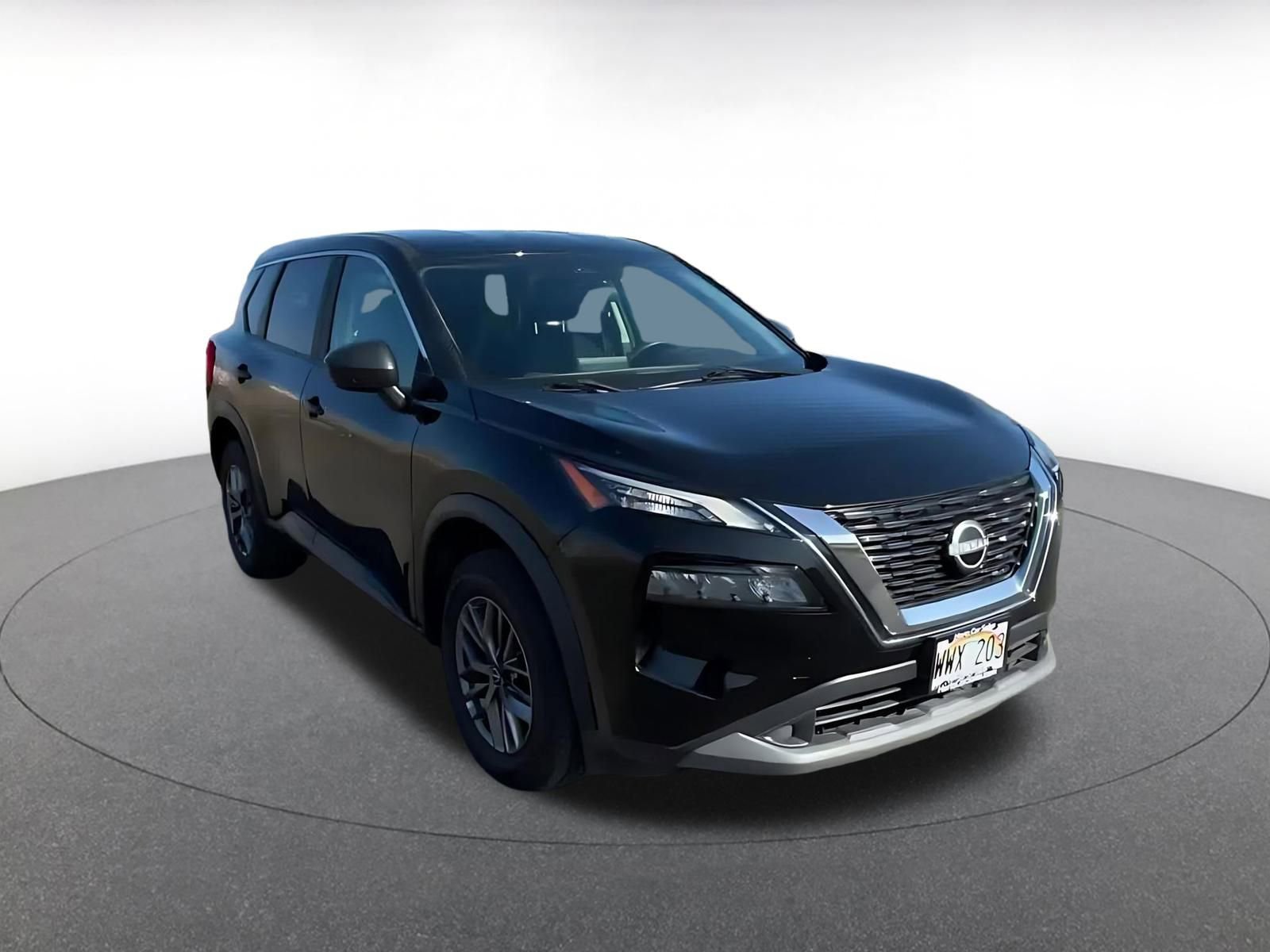 Used 2024 Chevrolet Malibu LT image 3