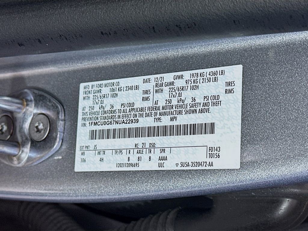 Used 2022 Ford Escape SE w/ Convenience Package FWD image 35