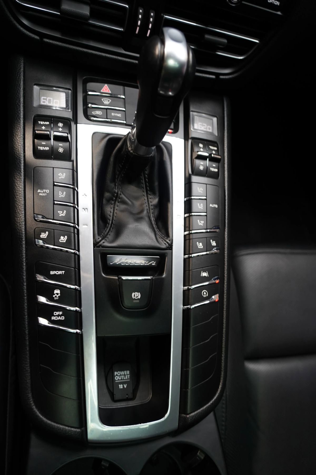 Used 2019 Porsche Macan S image 62