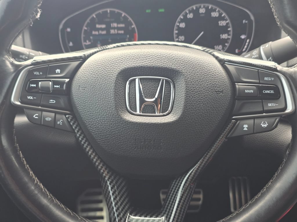 Used 2018 Honda Accord Sport image 16