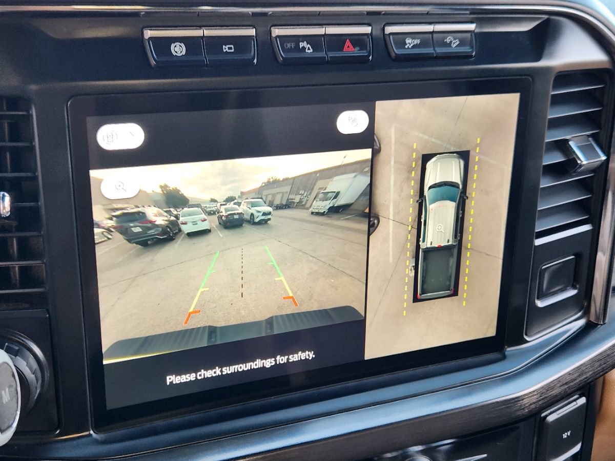 Used 2023 Ford F350 Lariat w/ Tow Technology Package AWD/4WD image 23